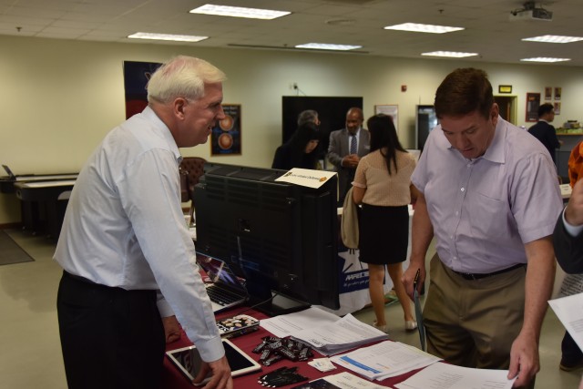 Army Community Center job fair supports employment readiness at Yongsan