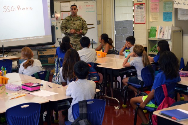 'Mustangs' meet, speak to local elementary school students
