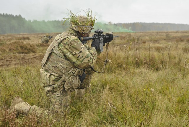 173rd Airborne Brigade aims for accuracy during a live-fire range exercise