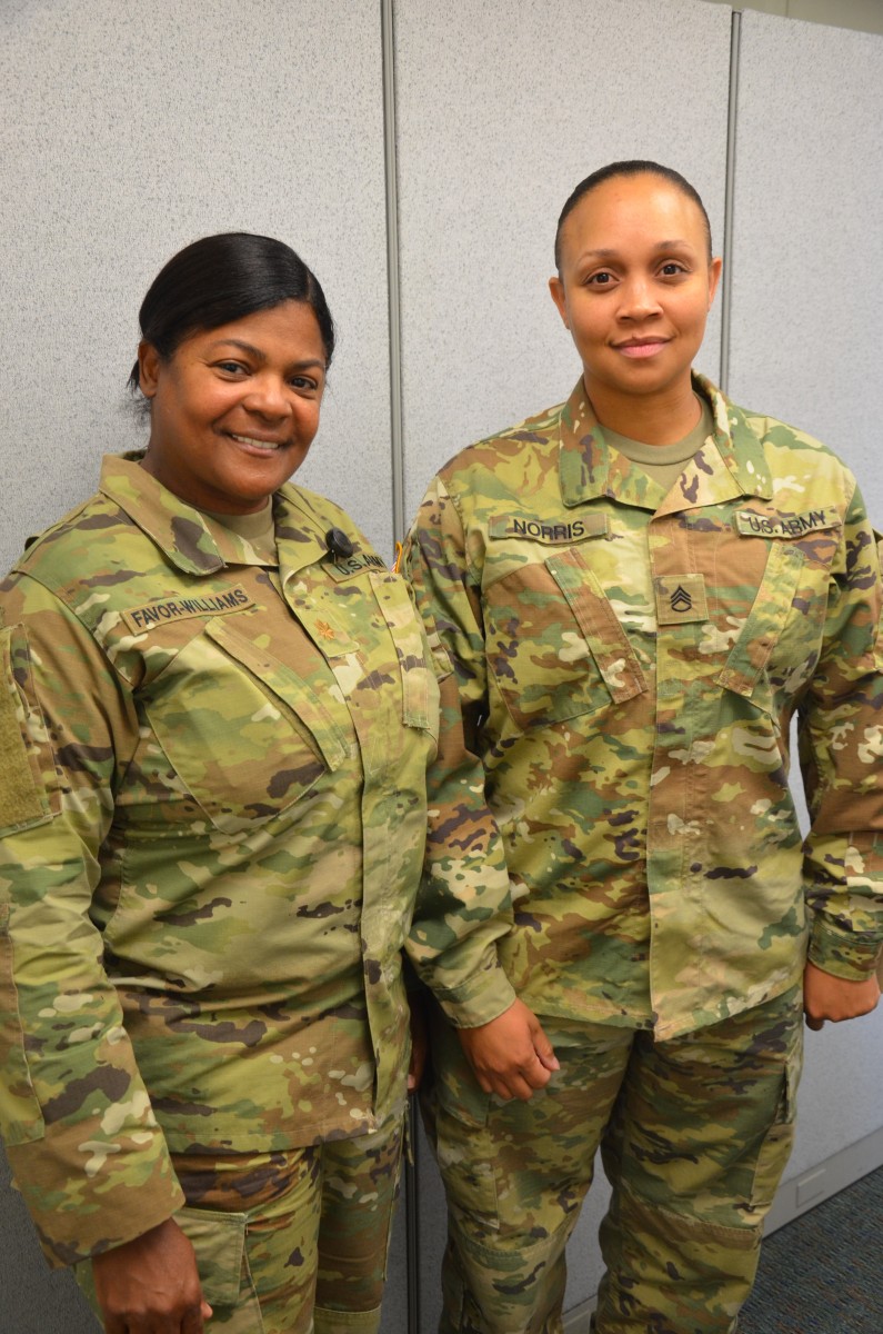 Fort Irwin Soldiers interrupt evening commute to save a life Article