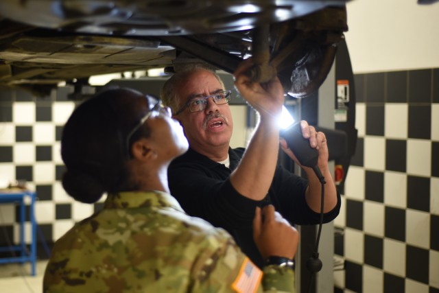 Ansbach Soldiers tackle automotive skills in first foray into BOSS Life Skills