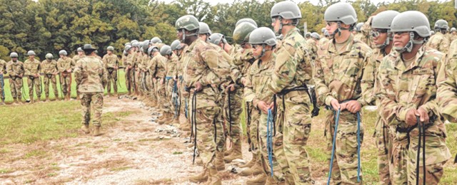 Soldiers in BCT face fear, build confidence on Warrior Tower at Fort Leonard Wood