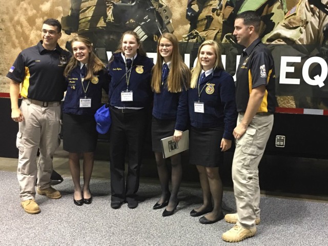 USAMU Olympians meet, greet at FFA Convention