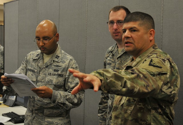 Army taps innovation for cyber training