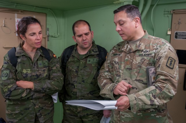 "Victory Medics" Host Spanish Army Medical Brigade "BRISAN" Officers