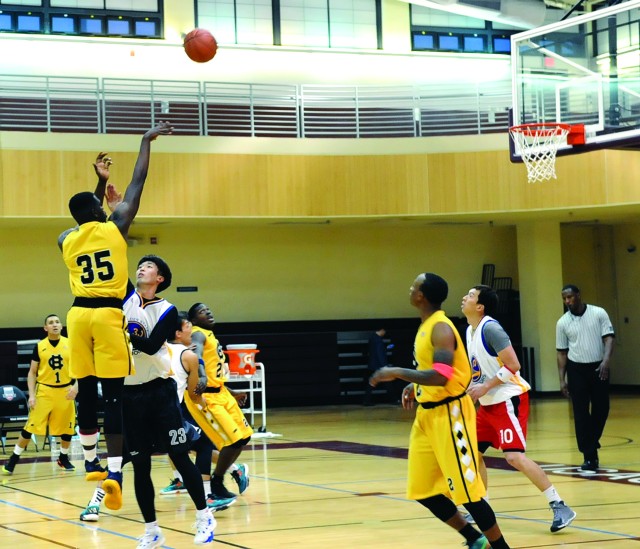 Humphreys Men's Basketball team tops Korean Amateur team in exhibition game