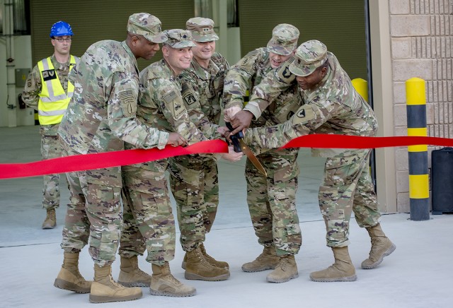 401st AFSB commemorates warehouse grand opening in ribbon cutting ceremony