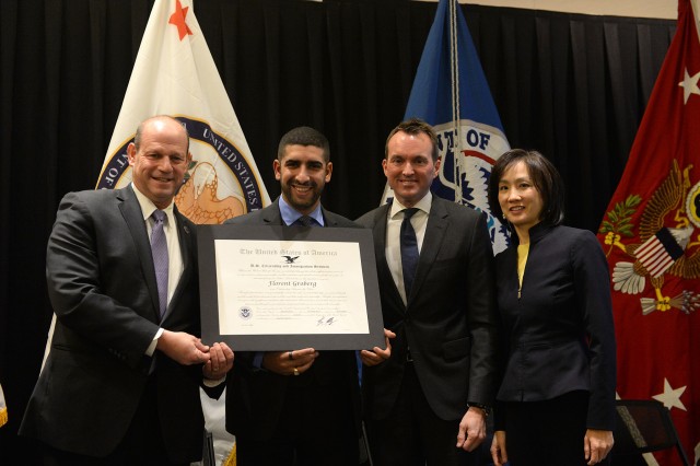 Strength of American evident in faces of new citizens, Army secretary says
