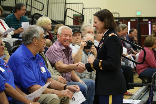 LTC Guerrero Speaks with Veterans