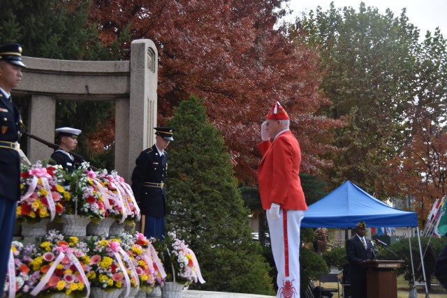Soldiers and family members celebrate Veterans Day