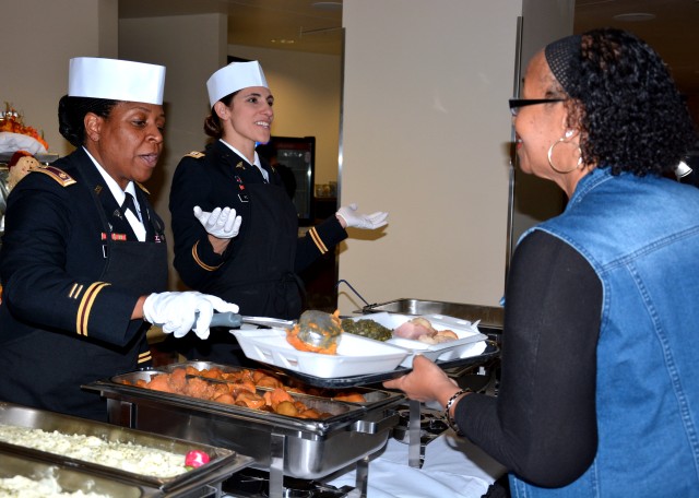 Dressed to Serve: CRDAMC kicks off holiday season with facility's first Thanksgiving meal