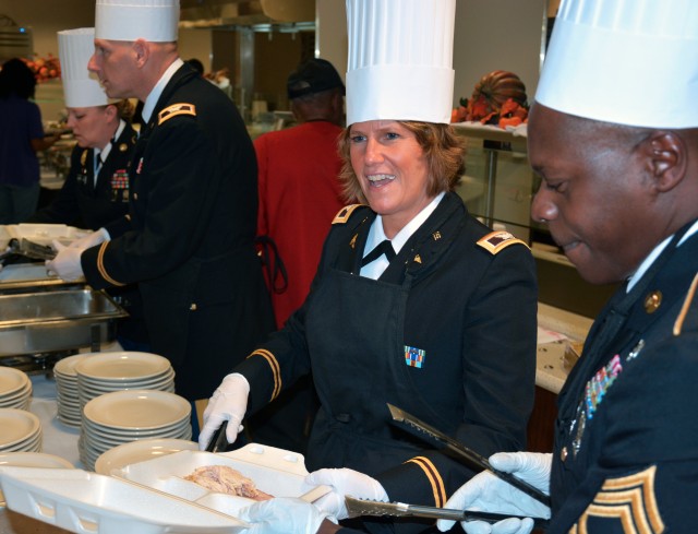 Dressed to Serve: CRDAMC kicks off holiday season with facility's first Thanksgiving meal