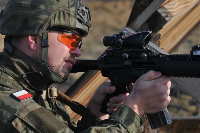 U.S., Polish Allies Thanksgiving shooting competition