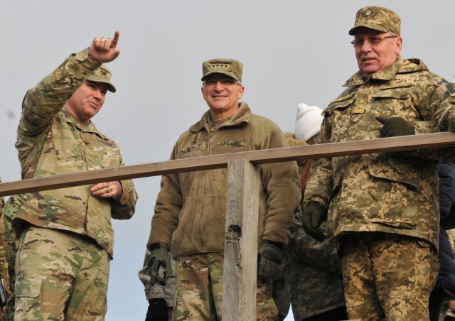 EUCOM Commander visits Soldiers in Ukraine