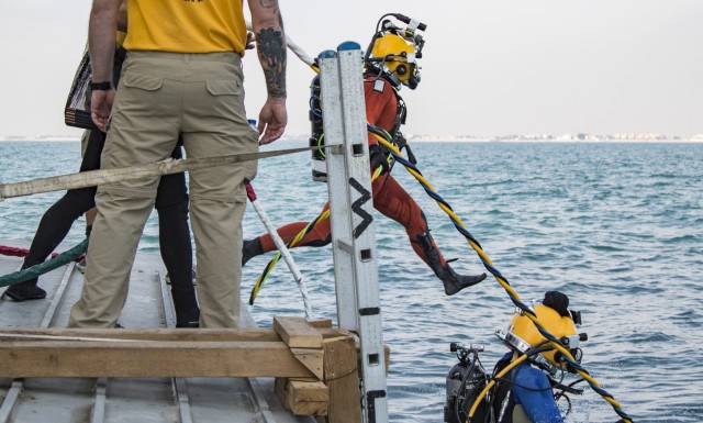 Deployed Army Divers Plunge into Operation Deep Blue