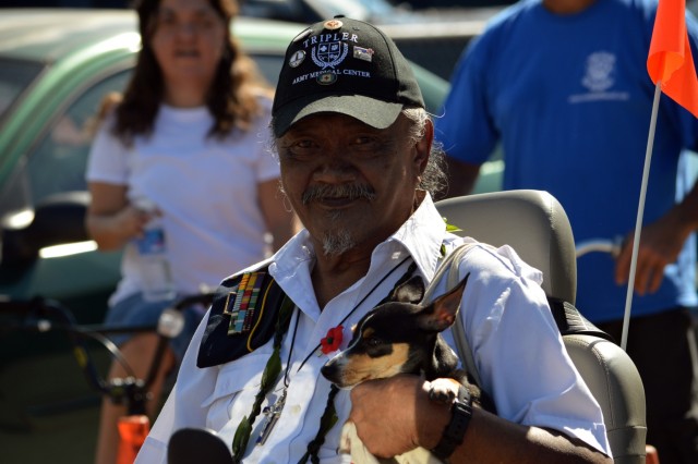Hawaii celebrates, honors vets during state's oldest Veterans Day parade