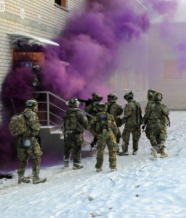 Sky Soldiers take part in urban assault training