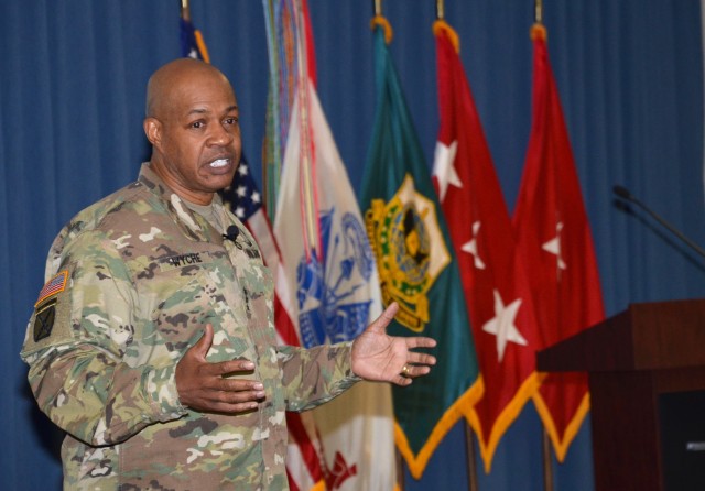 AMC deputy commander meets with Fort Sam leaders