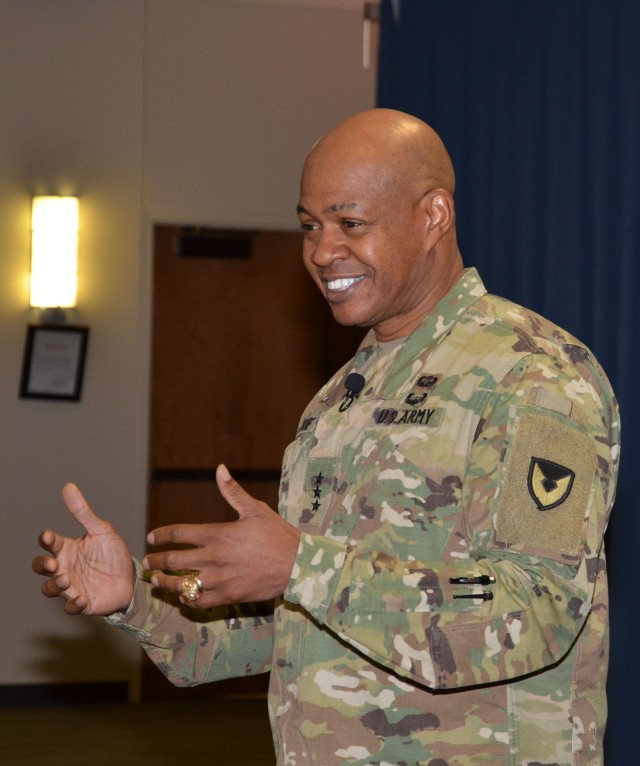 AMC deputy commander meets with Fort Sam leaders