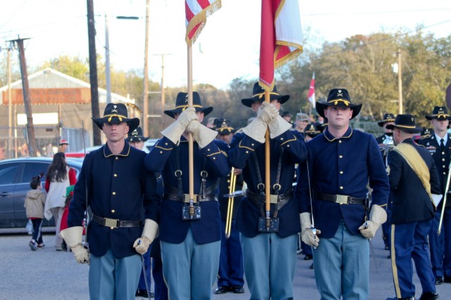 First Team, Salado start holidays with Christmas Parade
