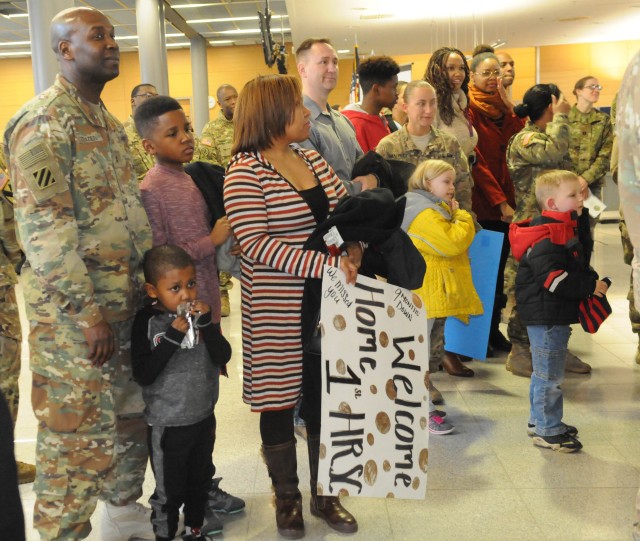 21st Troops home in time for the holidays