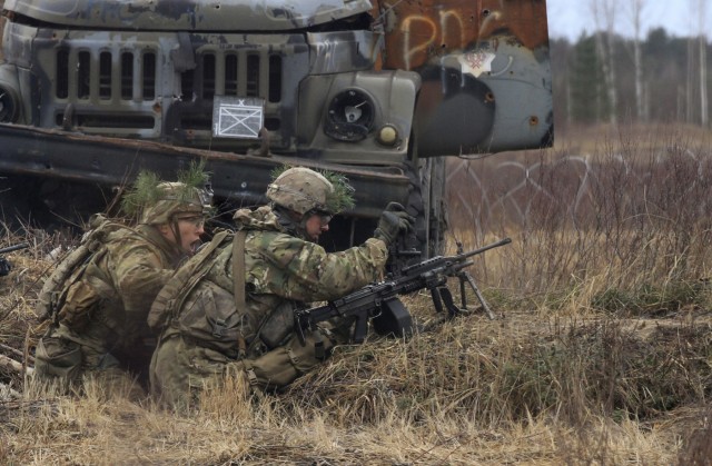 CALFEX tests 2/503rd Airborne team dynamic