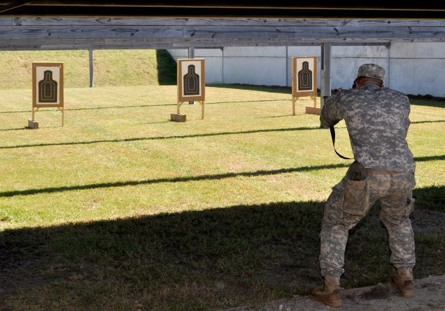 101st Trains at Blue Grass Army Depot Firing Range