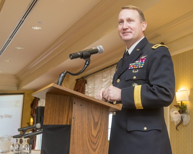 Senior commander says goodbye to NSSC