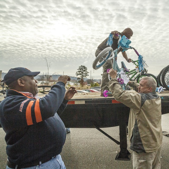 Giving Christmas to local children
