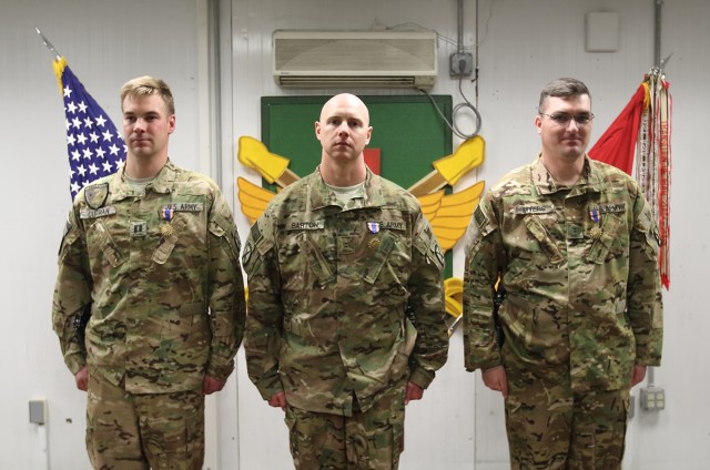 10th CAB aviators 'Fly to Glory' during deployment | Article | The ...