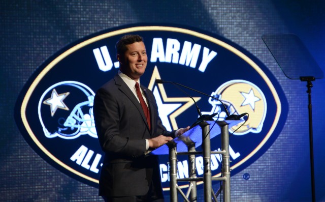 'America's varsity team' showcases high school football stars, band members