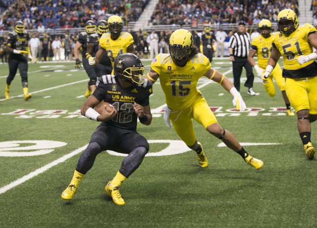 'America's varsity team' showcases high school football stars, band members