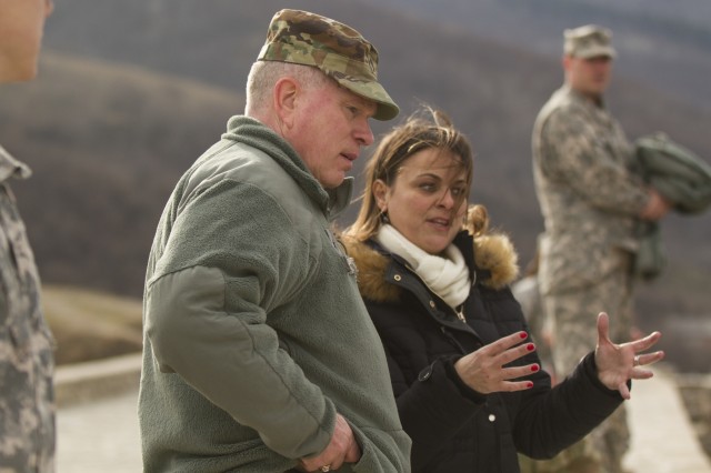 Brig. Gen. tours cultural sites