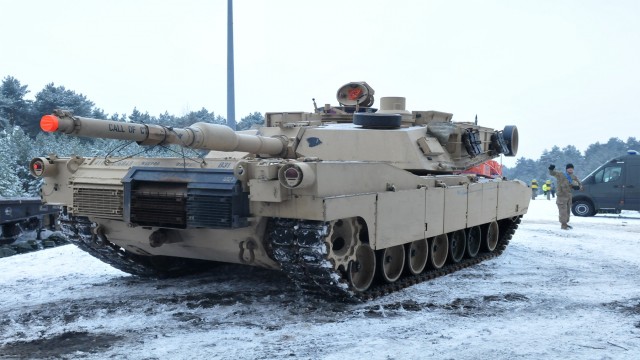 Atlantic Resolve: First US M1A2 Main Battle Tanks in Poland