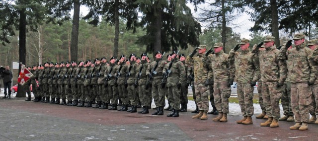 Polish troops, community welcome 'Iron Brigade'