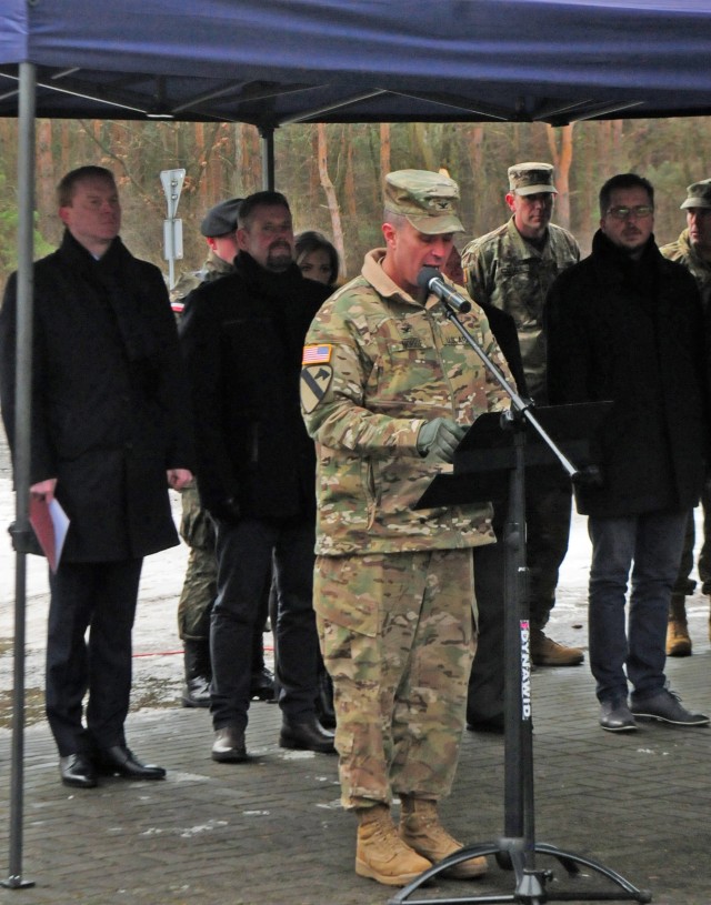 Polish troops, community welcome 'Iron Brigade'