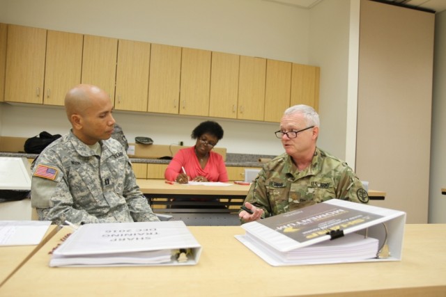 3rd Medcom trains VAs during the SHARP Foundation Course (5 of 6)
