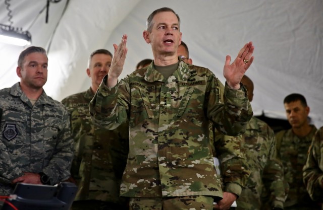 Army senior leaders meet at Bliss for command post huddle