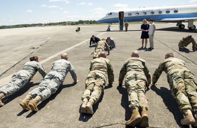 Murphy ends whirlwind year helping run the Army
