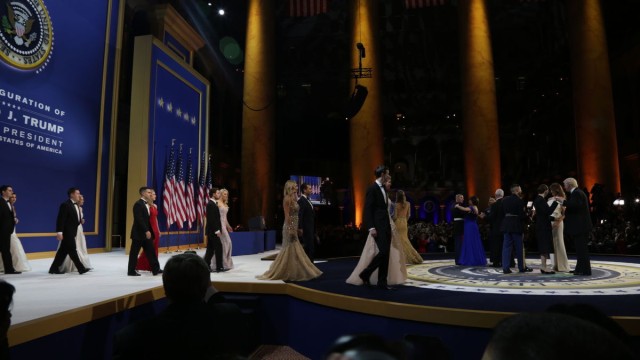 Dancing with Flotus