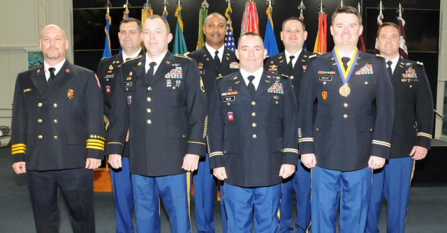 387 years of service: 14 Soldiers, 2 civilians retire at quarterly ceremony