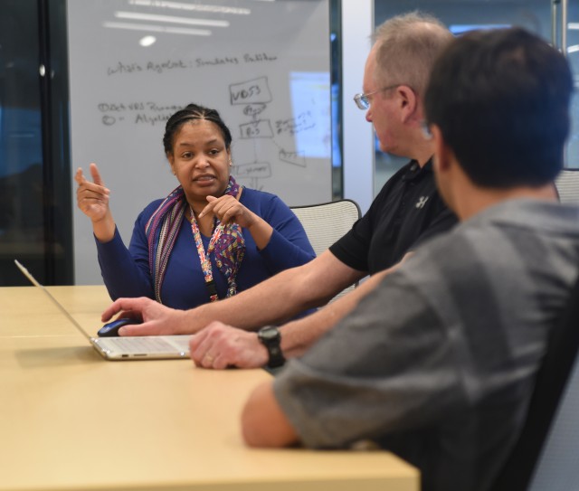 Army, industry computer scientists gather for 'hackathon'