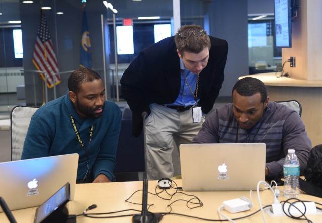 Army, industry computer scientists gather for 'hackathon'