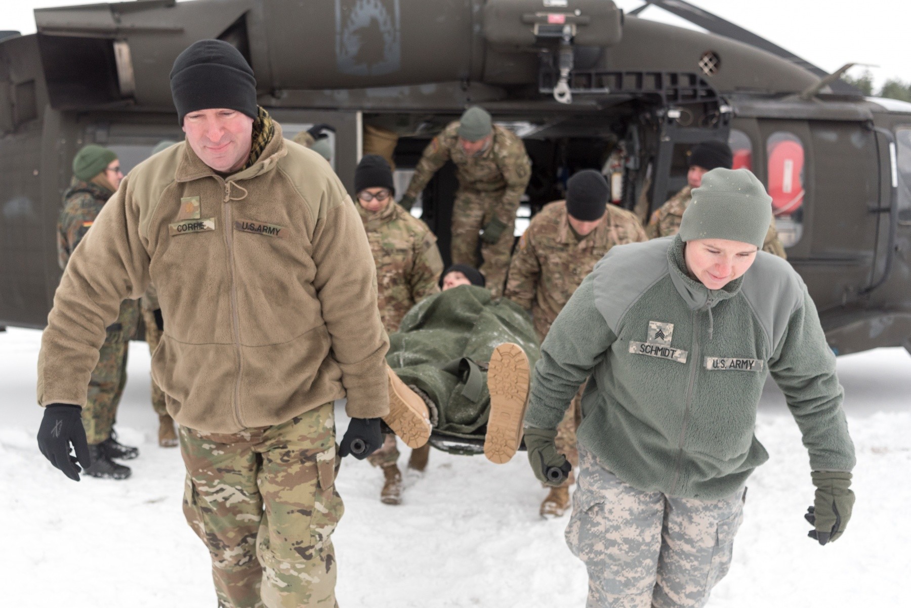 Dogs, medics take to the air | Article | The United States Army