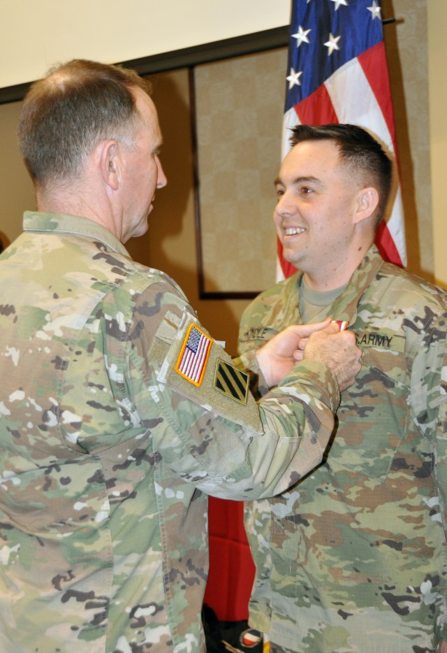 FORSCOM names active duty, reserve component Career Counselors of the Year