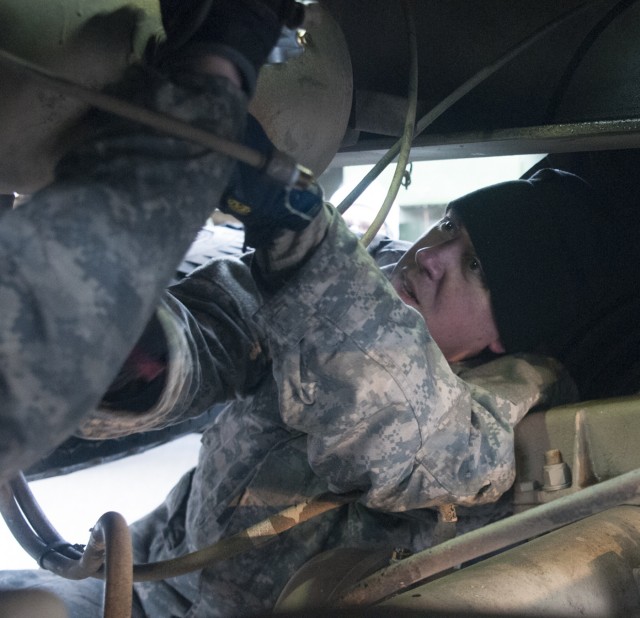 Working together: Oklahoma Guardsmen hit the road with Missouri
