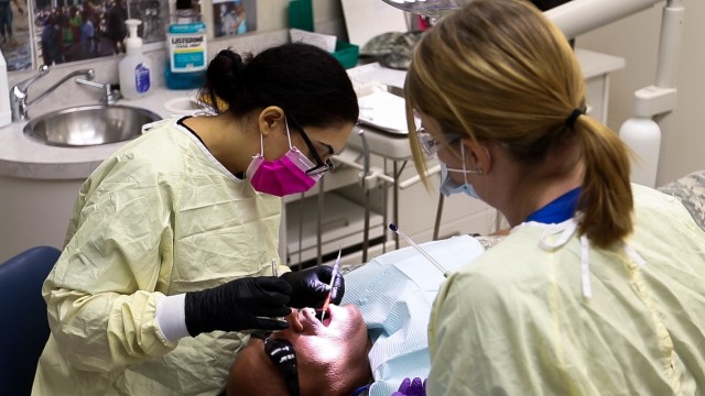 Fort Stewart Red Cross Dental Assistant Program prepares military spouses
