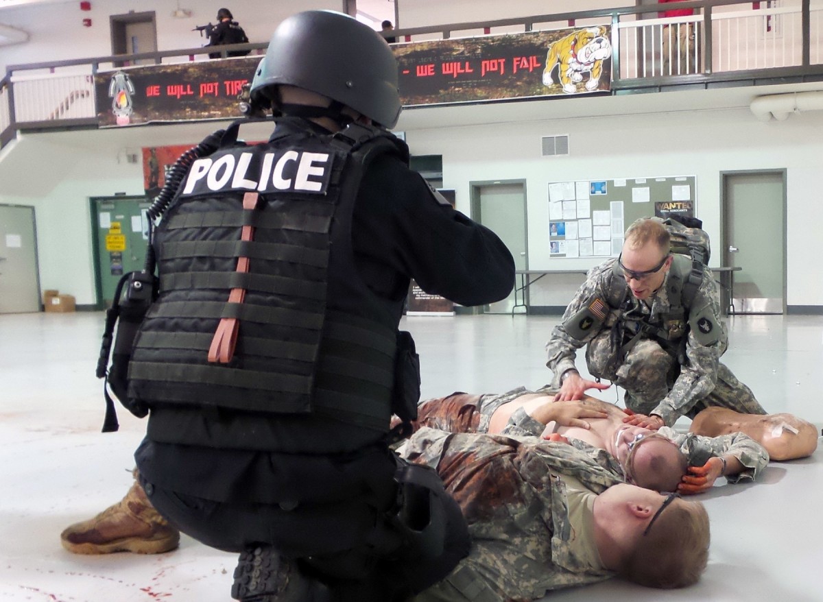 Iowa National Guard and Cedar Falls police officers participate in ...