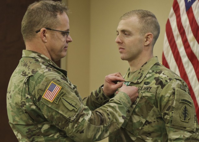 USASOC Selects SPC Ravid as AG Soldier of the Year