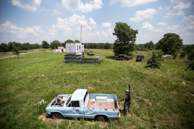 Missouri National Guard unit prepares for deployment through hands-on training